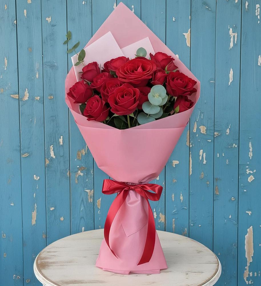 Букет цветов из: Розы в Кедровом Красноярского края