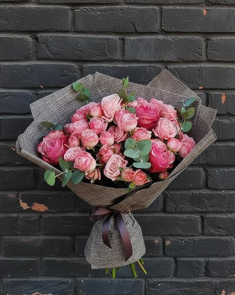 Букет цветов из: Розы в Кедровом Красноярского края