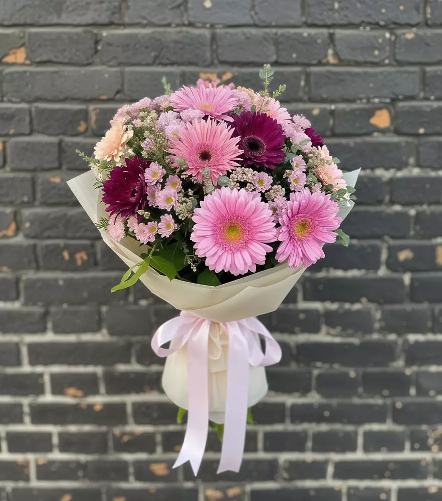 Букет цветов из: Герберы и Хризантемы в Кедровом Красноярского края