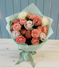 Букет цветов из:  Розы в Кедровом Красноярского края