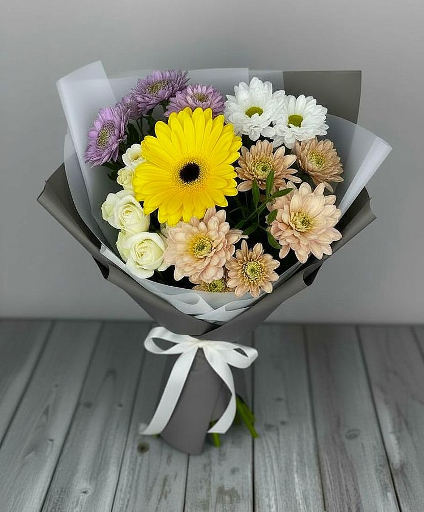 Букет цветов из: Розы, Герберы и Хризантемы в Кедровом Красноярского края