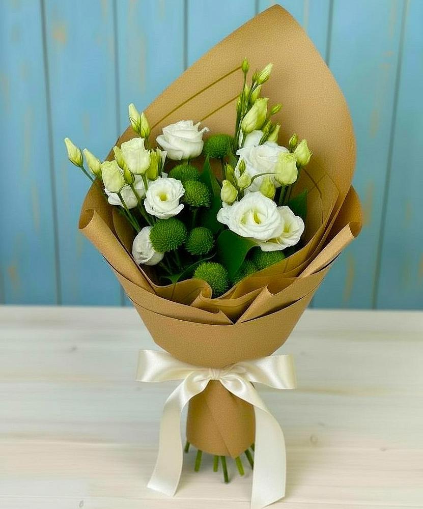 Букет цветов из: Хризантемы и Лизиантусы в Кедровом Красноярского края