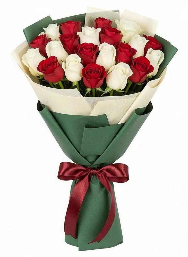Букет Микс из красных и белых роз в Кедровом Красноярского края