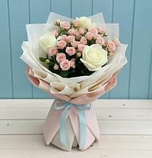 Букет цветов из:  Розы в Кедровом Красноярского края