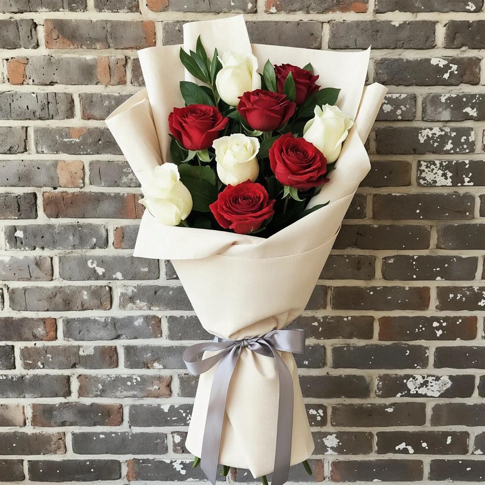 Букет цветов из: Розы в Кедровом Красноярского края