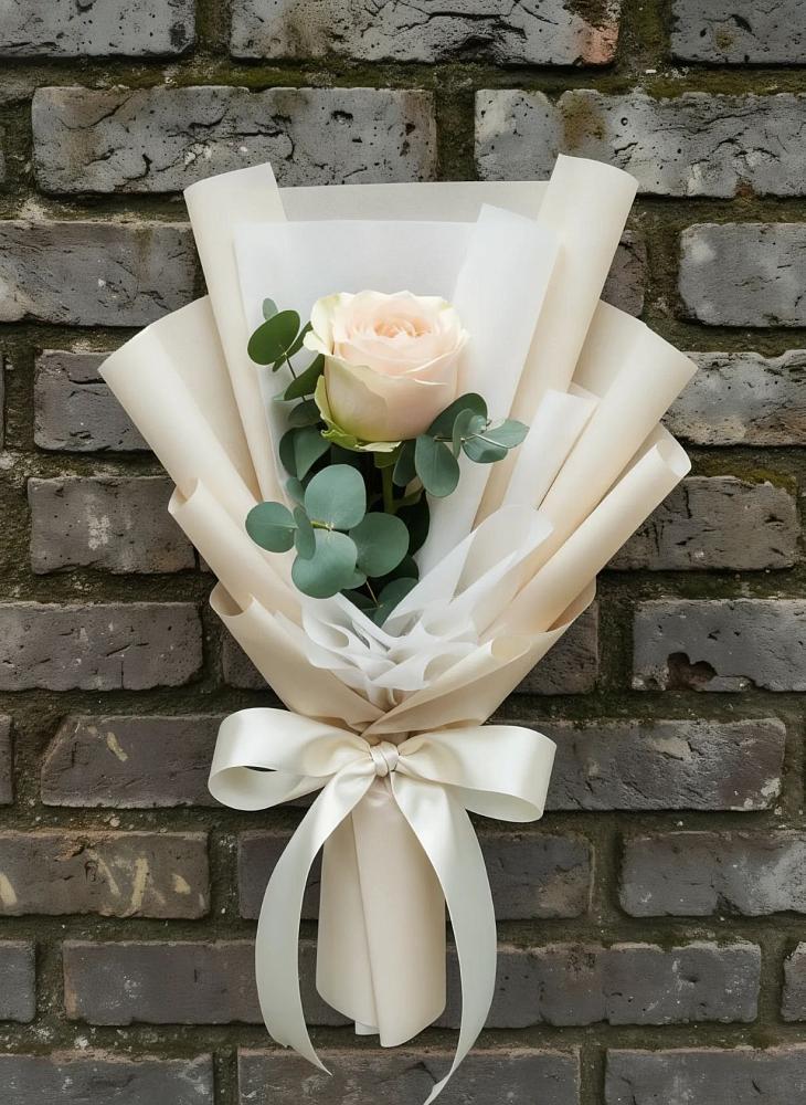 Букет цветов из: Розы в Кедровом Красноярского края