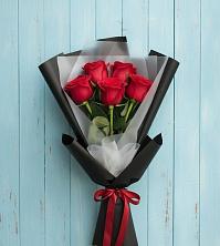 Букет цветов из:  Розы в Кедровом Красноярского края