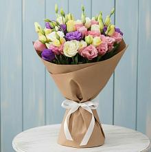Букет цветов из:  Лизиантусы #REPLACE_PRED# Кедровом Красноярского края