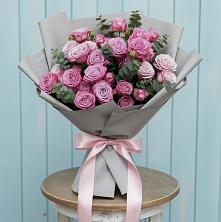 Букет цветов из:  Розы в Кедровом Красноярского края